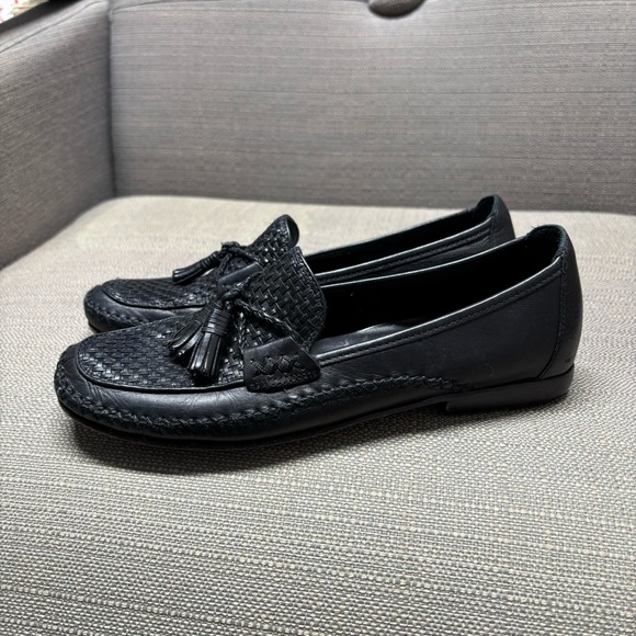 Cole Haan Women’s Black Leather Loafers with Tassels 7 1/2 - Picture 3 of 8